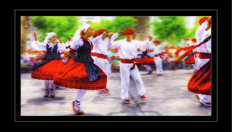 Inaki San Martin-en "Apur batean Soka-dantza" erakusketa Gernikan