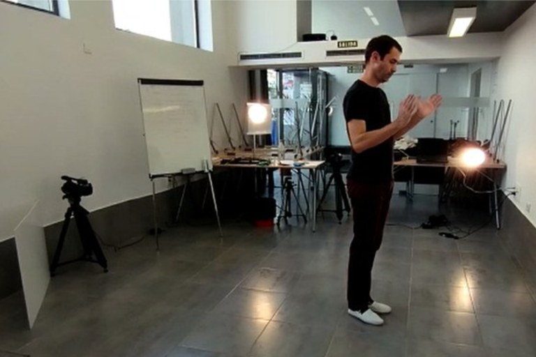 Zortzikoa eta dantza-jauziak ikasteko ikus-entzunezko materiala sarean