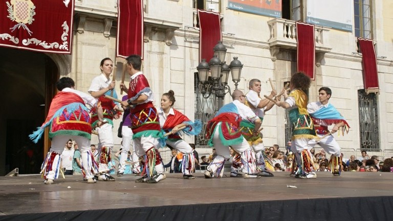 Jantziak berritzeko diru bilketa abiatu dute Tarragonako Bastoners-ek