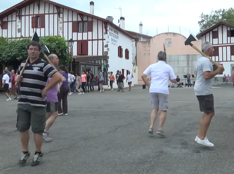 Prest dira Kabalkada-Toberak Lekornen igande honetarako