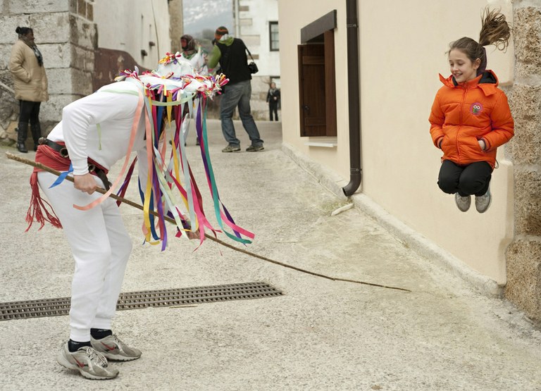 Unanuko mamuxarroak, The Boston Globe egunkarian Unanuko mamuxarroak, The Boston Globe egunkarian