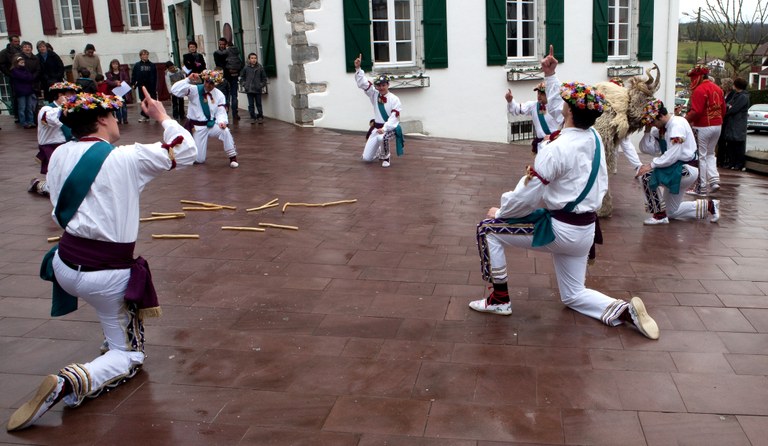 Zapatain-dantza, zapatarien polka Euskal Herrian eta Europan