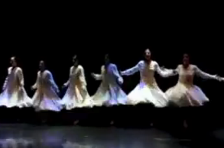 Zuria gure erara, Iztuetari buruzko ikuskizuna Urnietan