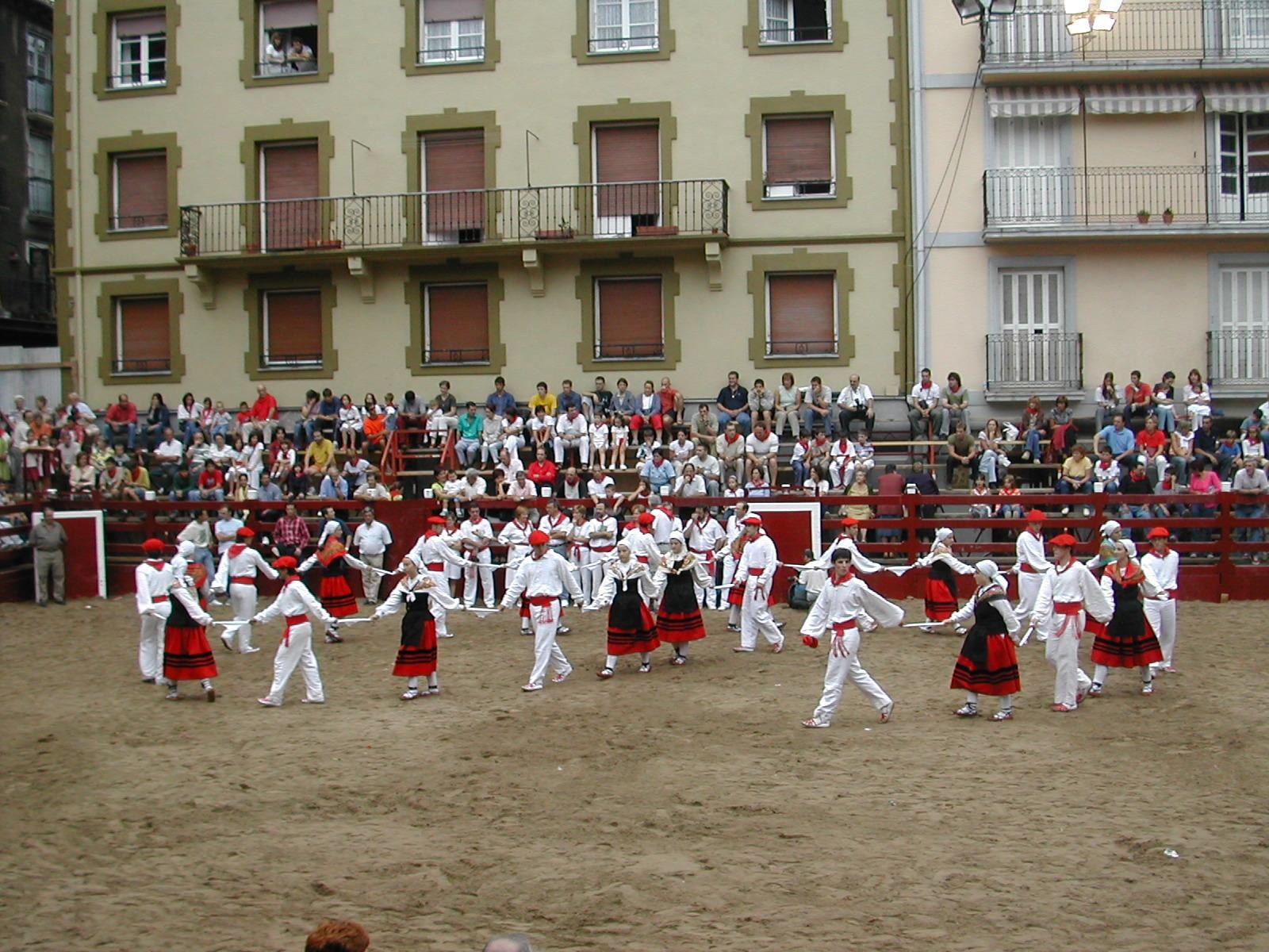 Deba San Roke soka-dantza 2002