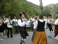 Aragües makila-dantzak 2003