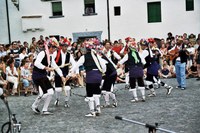 Aragües makila-dantzak 2003