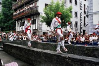 Lesaka San Fermin ezpata-dantza 2003