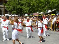 Lizarra larrain-dantza 2003