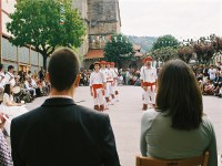 Abadiño dantzari-dantza 2004