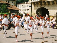 Abadiño dantzari-dantza 2004