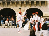 Abadiño dantzari-dantza 2004