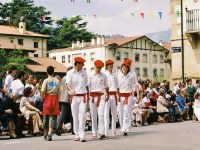 Abadiño dantzari-dantza 2004