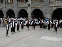 Galdakaoko Andra Mari Leitzan 2004