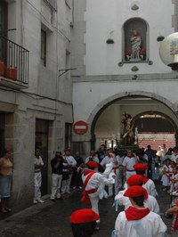 Deba San Roke ezpata-dantza 2004