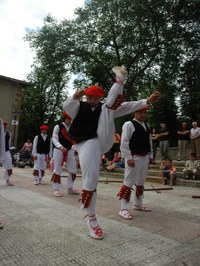 Berriz dantzari-dantza San Pedro 2005