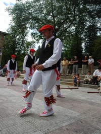 Berriz dantzari-dantza San Pedro 2005