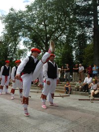 Berriz dantzari-dantza San Pedro 2005