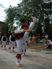 Berriz dantzari-dantza San Pedro 2005