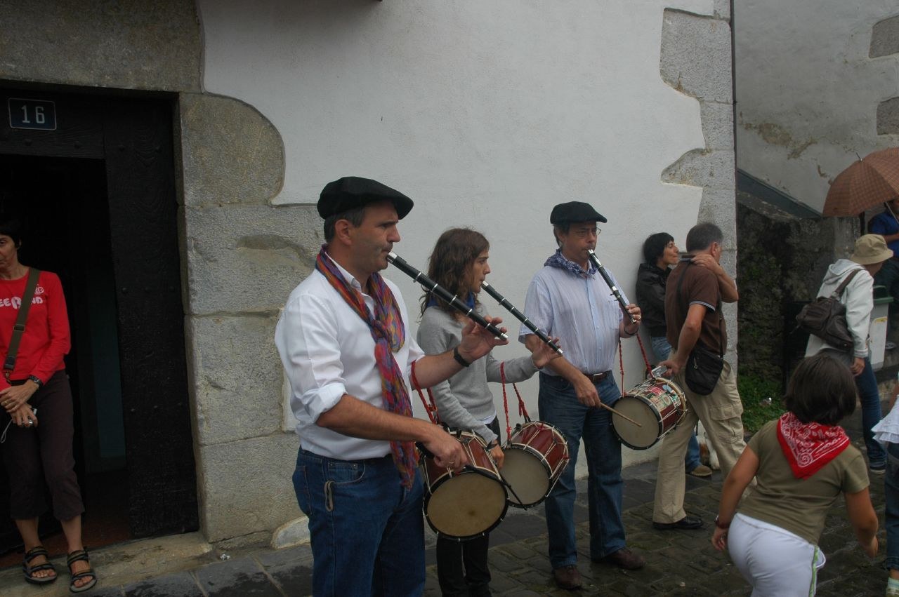 Aizarna Aurreskua 2007 003