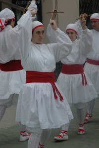 Añorga Karmen 2010 ezpata-dantza eta brokel-dantza  013