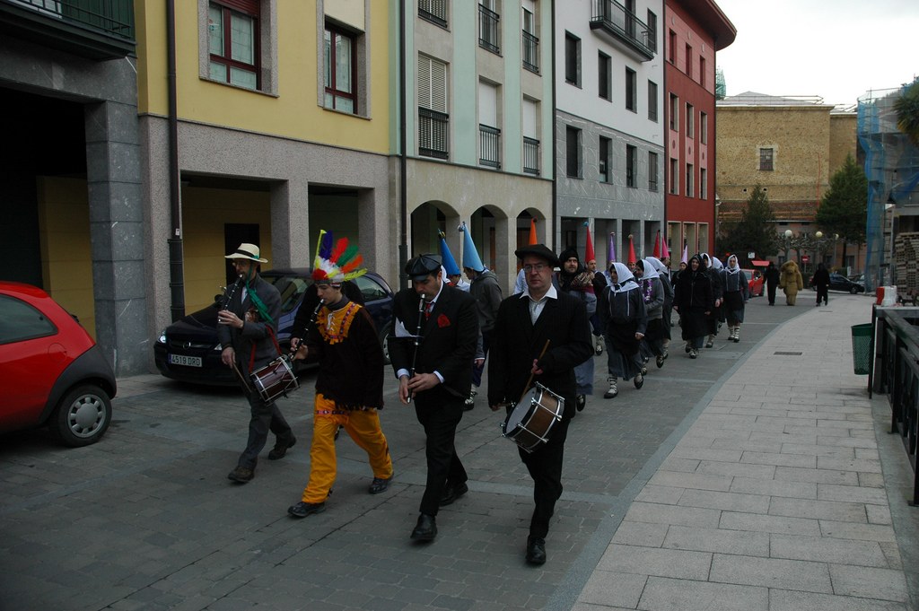 Antzuola Sorgin-dantza 2008 011
