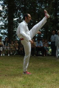 Azurtza soka-dantza 2008 024
