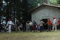 Azurtza soka-dantza 2008 022