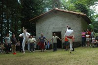 Azurtza soka-dantza 2008 015