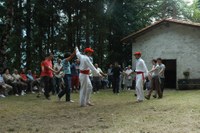 Azurtza soka-dantza 2008 068