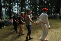 Azurtza soka-dantza 2008 008