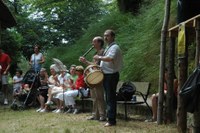 Azurtza soka-dantza 2008 017