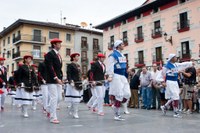 Elgoibar Errosarioko Amaren ezpata-dantza 2010 IZ 3684