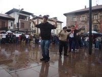 2011-07-25_Elizondo-Santiago-mutil-dantzak_Pello-SanMIllan_009