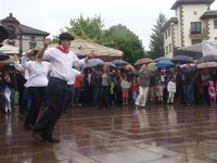 2011-07-25_Elizondo-Santiago-mutil-dantzak_Pello-SanMIllan_011