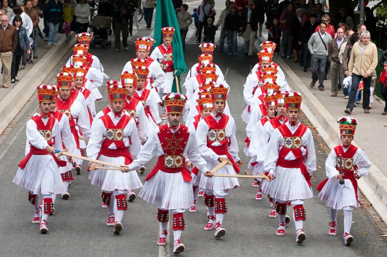 Iruñea ezpata- dantza 2010 IZ 3338 Iruñea ezpata- dantza 2010 IZ 3338