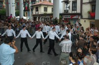 Ordizia Santanazaleen esku-dantza 2009 OA 036