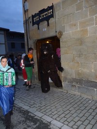 2011-03-04_Segura-hartza-eta-usatzaileak-JI-346
