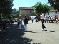 2011-08-16_Zerain-dantza-soka_02_1200p.JPG