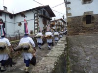 2011-01-31_Zubieta-Ituren-Joaldunak-eta-mozorroak-JI440