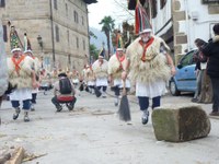 2011-01-31_Zubieta-Ituren-Joaldunak-eta-mozorroak-JI572