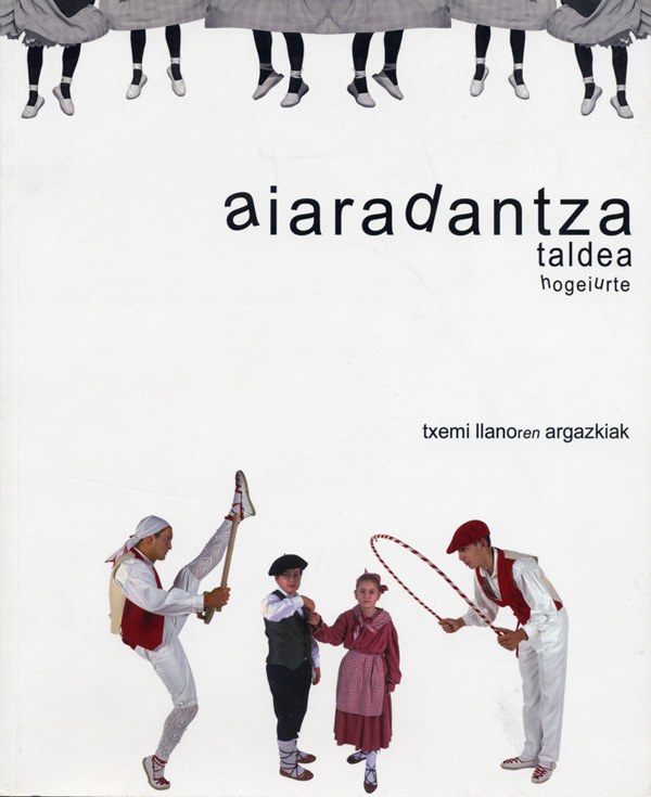 Aiara Dantza Taldea hogei urte. Txemi Llanoren argazkiak