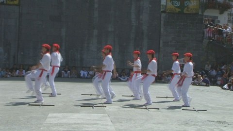 Leitza: ezpata-dantza 2008 - 04