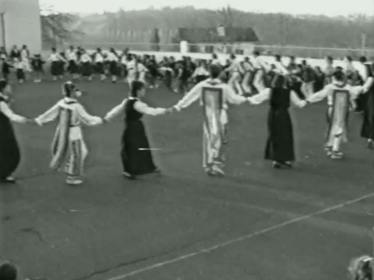 Aiziritze: Kabalkada 1989 dantza-luzea