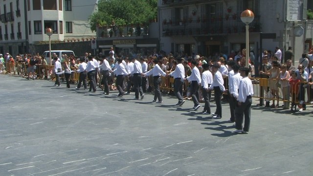 Andoain: Soka-dantza 2009 bigarren neskaren sarrera