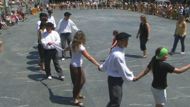 Andoain: Soka-dantza 2009 gainontzeko nesken sarrera
