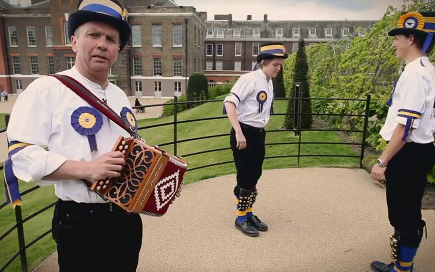 Bideo-tutoriala: Morris dantzak Hammersmith Morris Men-ekin