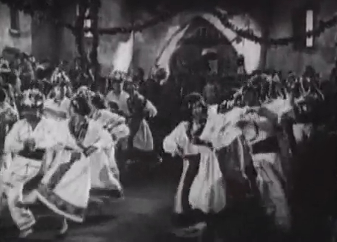 <bound method CatalogContentListingObject.Title of <plone.app.contentlisting.catalog.CatalogContentListingObject instance at /Plone/bideoak/harpo-marx-eta-euskal-dantzariak-1925>>