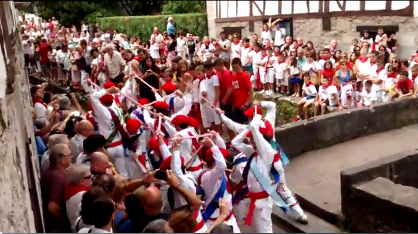 Lesaka: San Fermin 2015 makilgurutze