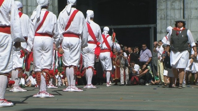 Tolosa: Bordon-dantza 2009 - 01