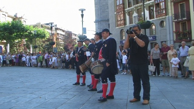 Tolosa: Bordon-dantza 2009 Aurreskua 01